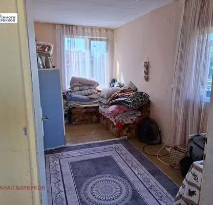 Photo 2 — 3-room house in Marten, Ruse region with new roof