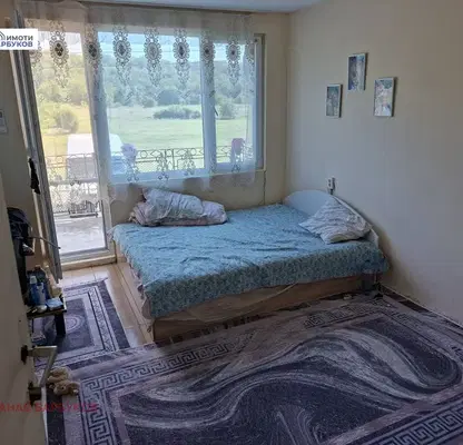 Photo 4 — 3-room house in Marten, Ruse region with new roof