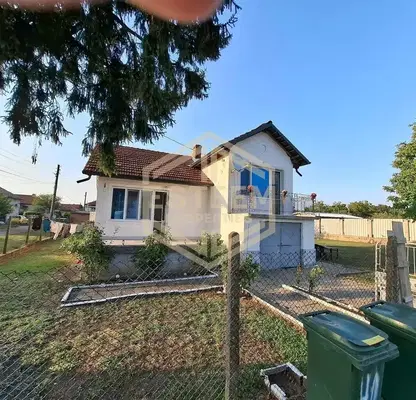 Photo 2 — House with 2 bedrooms and large terrace in Marten, Ruse region