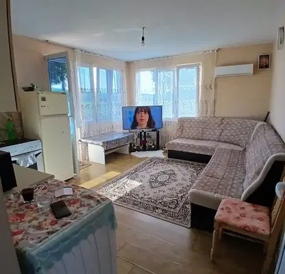 Photo 2 — House with 2 rooms and garage in Marten, Ruse region