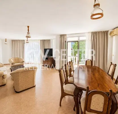 Photo 3 — Two-storey house with 4 bedrooms and sea view in Nesebar