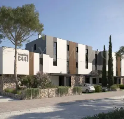 Photo 3 — Three-storey house with yard in Nesebar, near the sea