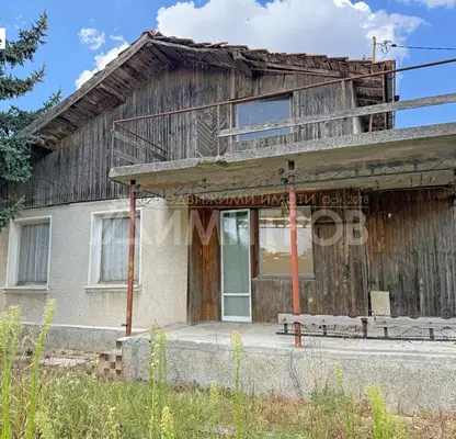 Photo 2 — Two-storey villa with yard in Mirovtsi village, Shumen region