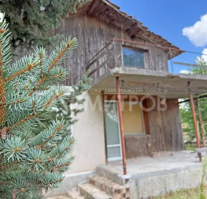 Photo 3 — Two-storey villa with yard in Mirovtsi village, Shumen region