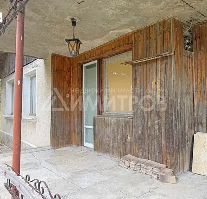Photo 5 — Two-storey villa with yard in Mirovtsi village, Shumen region