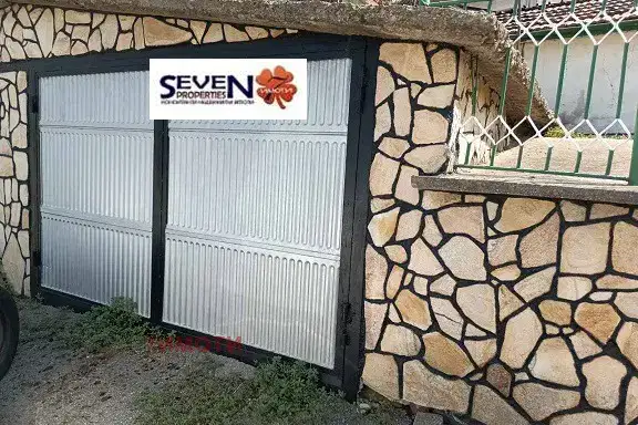 House with 3 rooms and veranda in Pernik, Tsarkva district