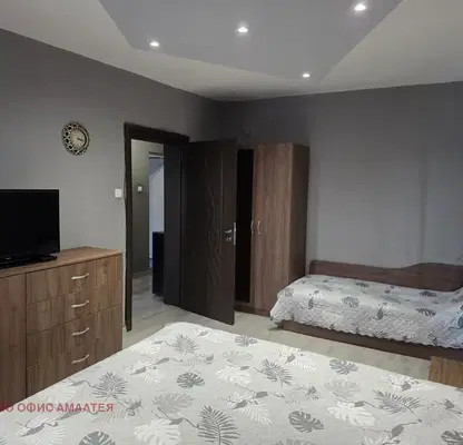 Photo 4 — Multi-family house with three floors and yard in Klepalo, Pernik