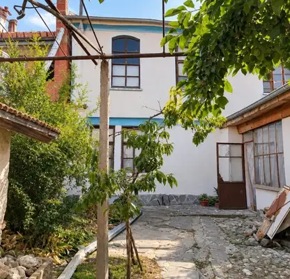 Photo 2 — House in Plovdiv, Perushtica
