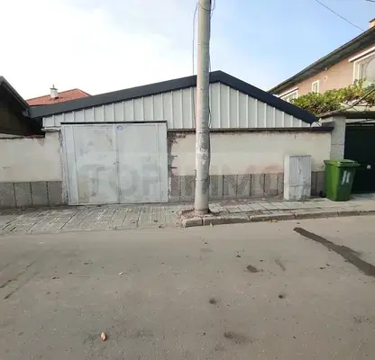 Photo 2 — One-storey house with yard in Perushtitsa, Plovdiv region