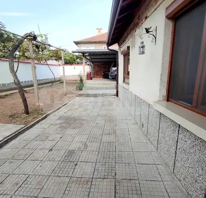 Photo 5 — One-storey house with yard in Perushtitsa, Plovdiv region