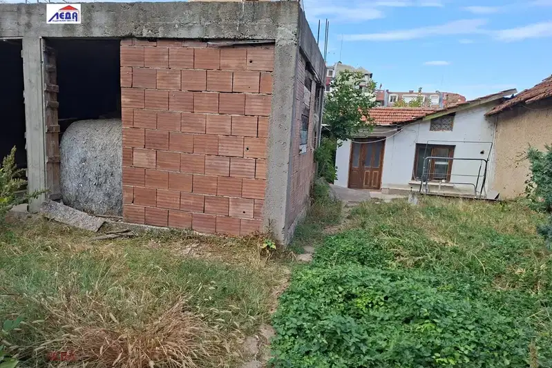 House in Pleven, 9-Ti Kvartal