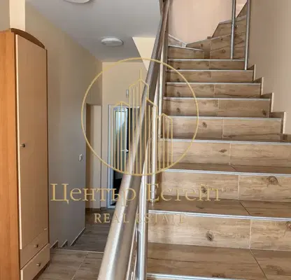 Photo 5 — House with 4 bedrooms and yard in Storgozia, Pleven