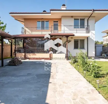 Photo 4 — House in Plovdiv, Komatevo