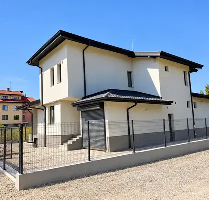 Photo 2 — Two-storey house with 4 bedrooms in Ostromila, Plovdiv