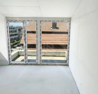 Photo 2 — Five-storey house with potential in Primorsko, Burgas region