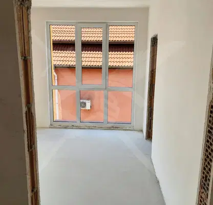 Photo 4 — Five-storey house with potential in Primorsko, Burgas region