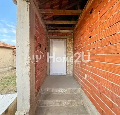 Photo 3 — Detached house with 2 rooms in Parvomay, yard 200 sq m