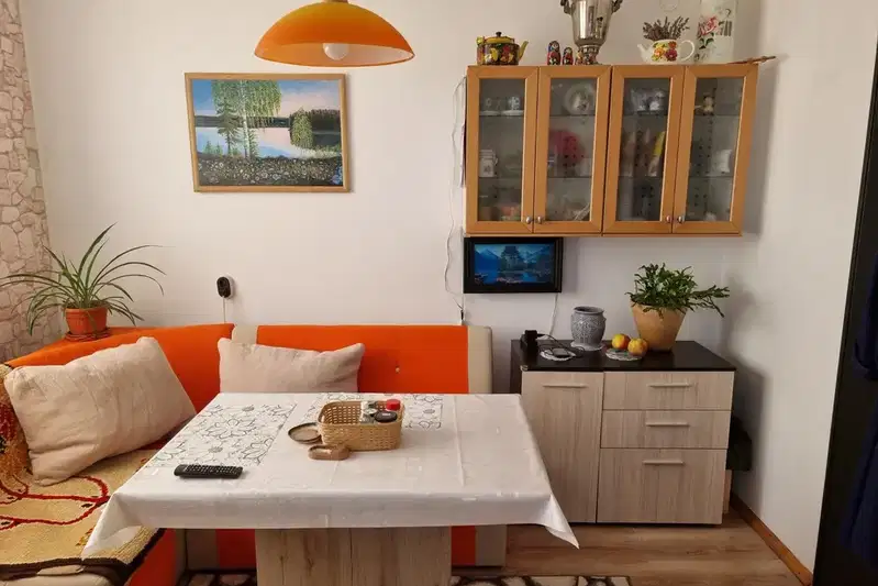 House in Razgrad, Centyr