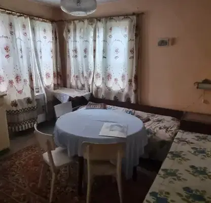 Photo 4 — Brick house with yard in Vazrazhdane district, Razgrad