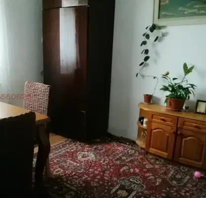 Снимка 3 — Къща с 2 стаи в Център, Русе с двор и гараж