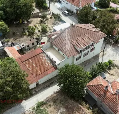Photo 2 — Three-storey house with pool and garage in Sredna kula, Ruse