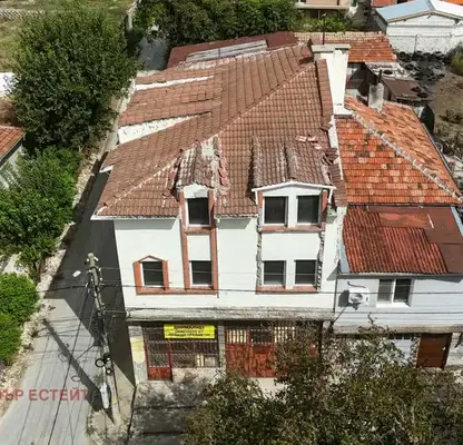 Photo 3 — Three-storey house with pool and garage in Sredna kula, Ruse