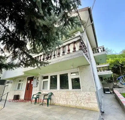 Photo 4 — Three-storey house with pool in Sredna kula, Ruse