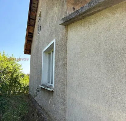 Photo 2 — House in област София, Aldomirovci