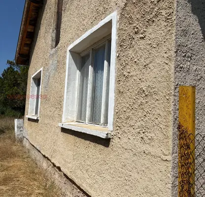 Photo 3 — House in област София, Aldomirovci