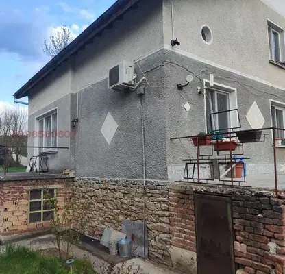 Photo 2 — Two-storey house with large yard in Aldomirovtsi village, Sofia region