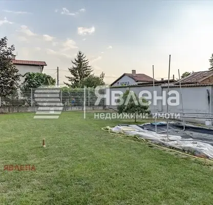 Снимка 4 — Просторна къща с 4 спални в с. Априлово, област София