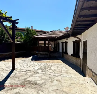 Photo 3 — House in Veliko Tyrnovo, Arbanasi