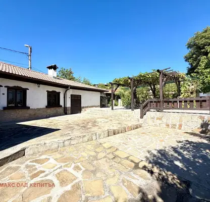 Photo 4 — House in Veliko Tyrnovo, Arbanasi