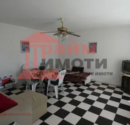 Снимка 4 — Къща с 4 стаи и облагороден двор в с. Асеновци, обл. Плевен