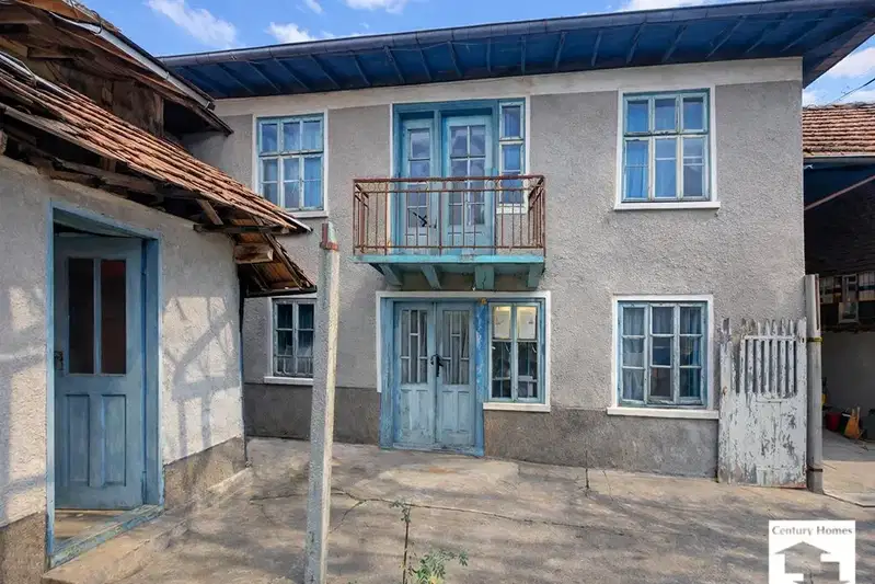 Two-storey house with large yard in Balvan village, Veliko Tarnovo region