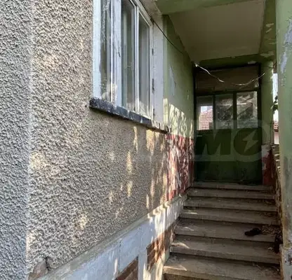Снимка 4 — Къща с две жилищни сгради в с. Бела Рада, област Видин