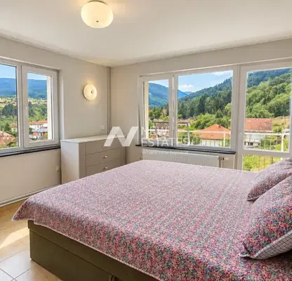 Photo 2 — Spacious house with 5 bedrooms and panoramic terrace in s. Beli Iskar
