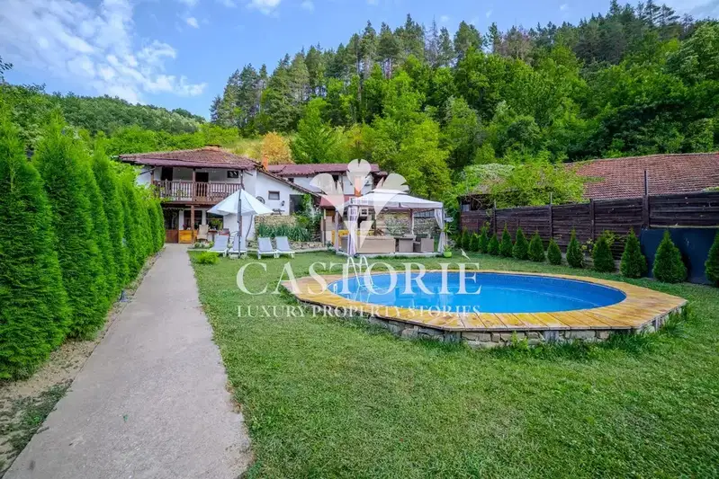 House with 6 bedrooms and pool in Beli Osam village, Lovech region