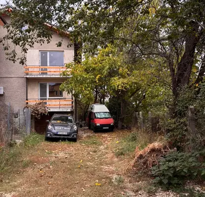 Photo 2 — Three-storey house with yard and garage in s. Bistritsa, Sofia