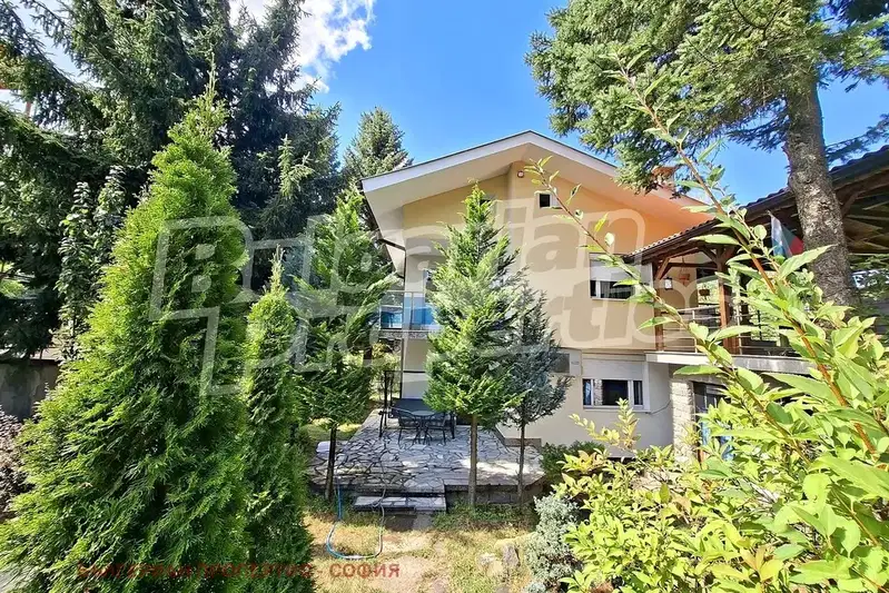 Two-storey house with 2 bedrooms and yard in Bistritsa village, Sofia