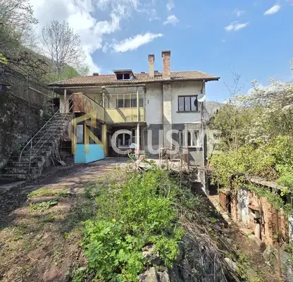 Photo 3 — House in Sofia, Bov