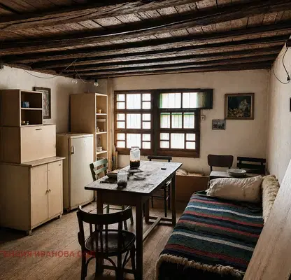 Photo 4 — House with 3 rooms and large yard in Braknitsa village, Targovishte region