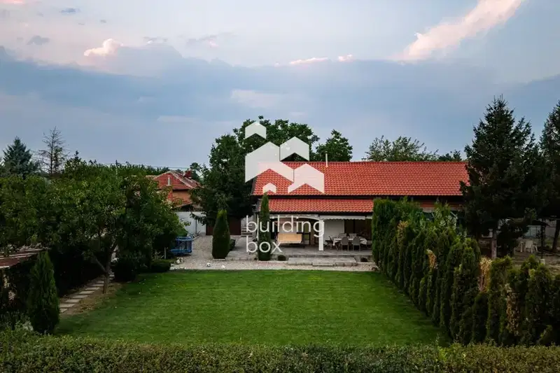 House with 3 rooms and large yard in Tsarimir village, Plovdiv region