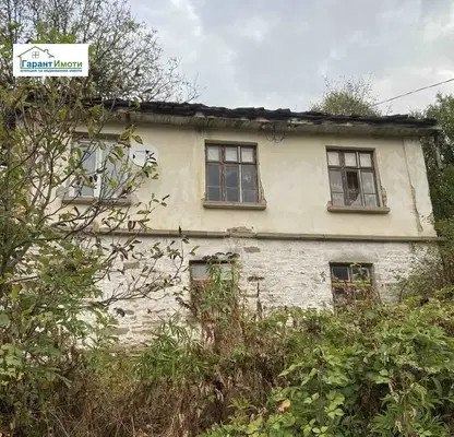 Photo 2 — 4-room house in Chukilite village, Gabrovo region, with large yard