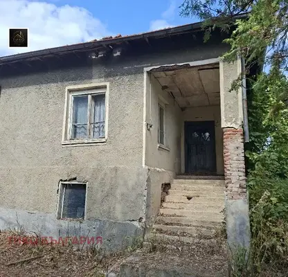 Снимка 5 — Къща с 2 етажа в с. Делян, област Кюстендил