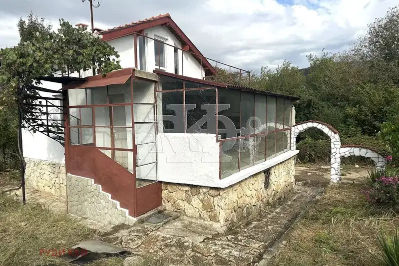 House in Varna, Dolishte