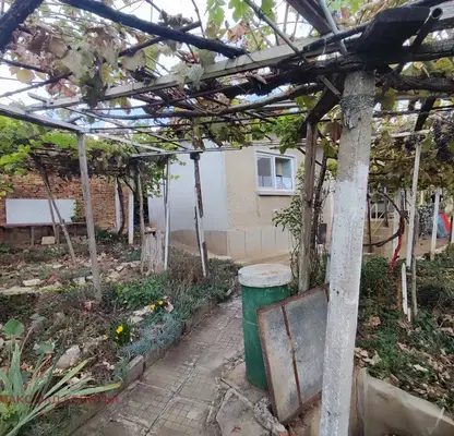 Photo 3 — House in Veliko Tyrnovo, Draganovo