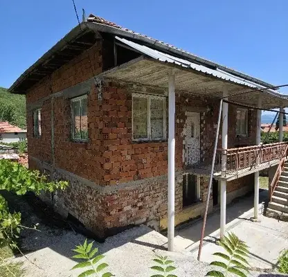 Снимка 5 — Двуетажна къща с двор в с. Драговищица, област Кюстендил