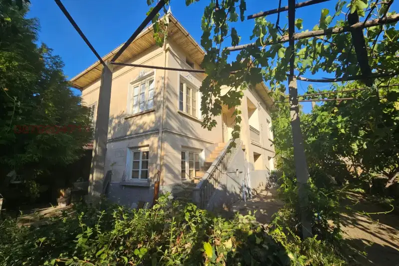 3-room house in Daskot village, Veliko Tarnovo region