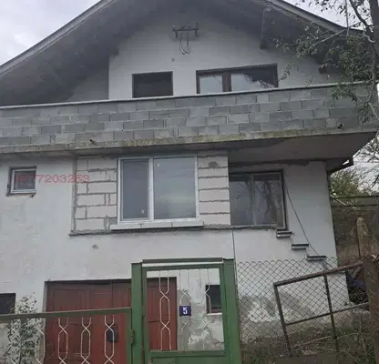 Снимка 5 — Двуетажна къща с 3 стаи в с. Дюлево, област Бургас